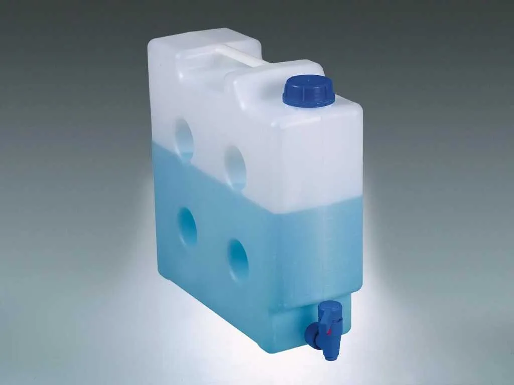Bidon 10 L faible encombrement avec robinet Compact