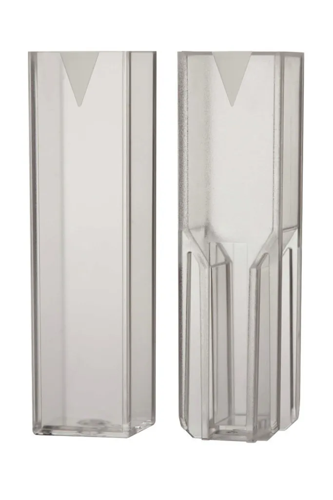 Cuvette macro en polystyrène pour visible, trajet optique 10 mm, 2,5-4,5 mL — lot de 100