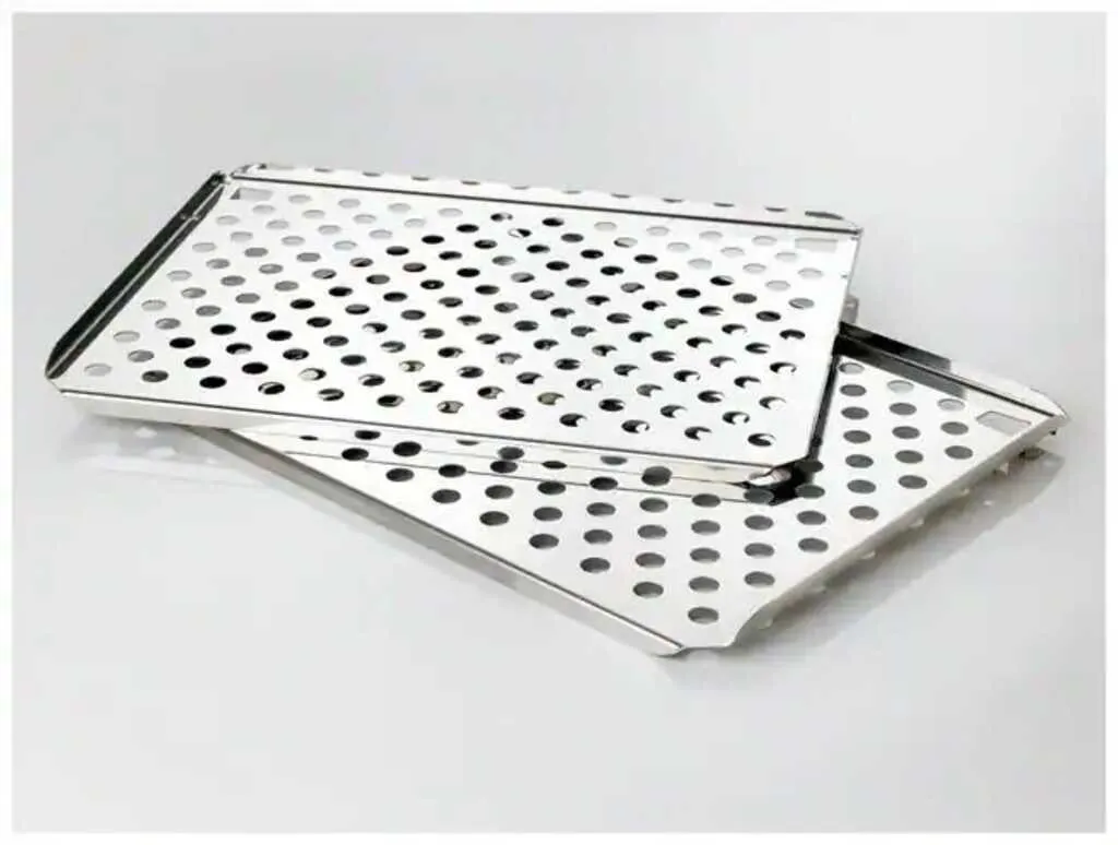 Clayette perforée en acier inox pour incubateur IGS750