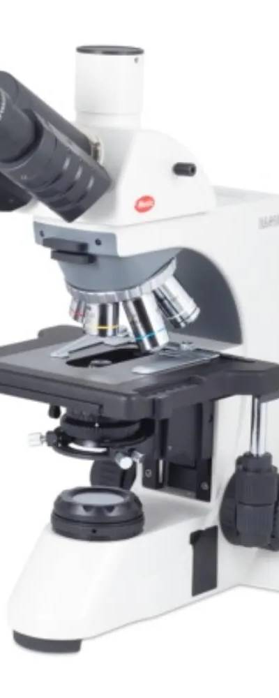 Microscope de recherche trinoculaire Motic BA410 Elite — nosepiece sextuple, illumination Köhler 100 W
