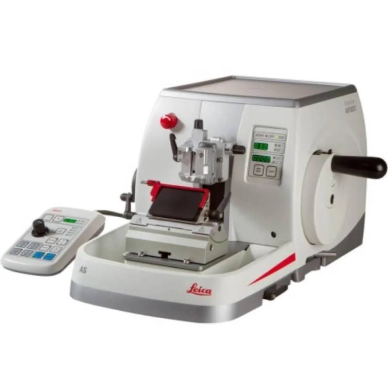 Microtome rotatif automatisé Leica Biosystems HistoCore AUTOCUT avec pince universelle pour cassettes, porte-lame 2 en 1 et pédale de commande