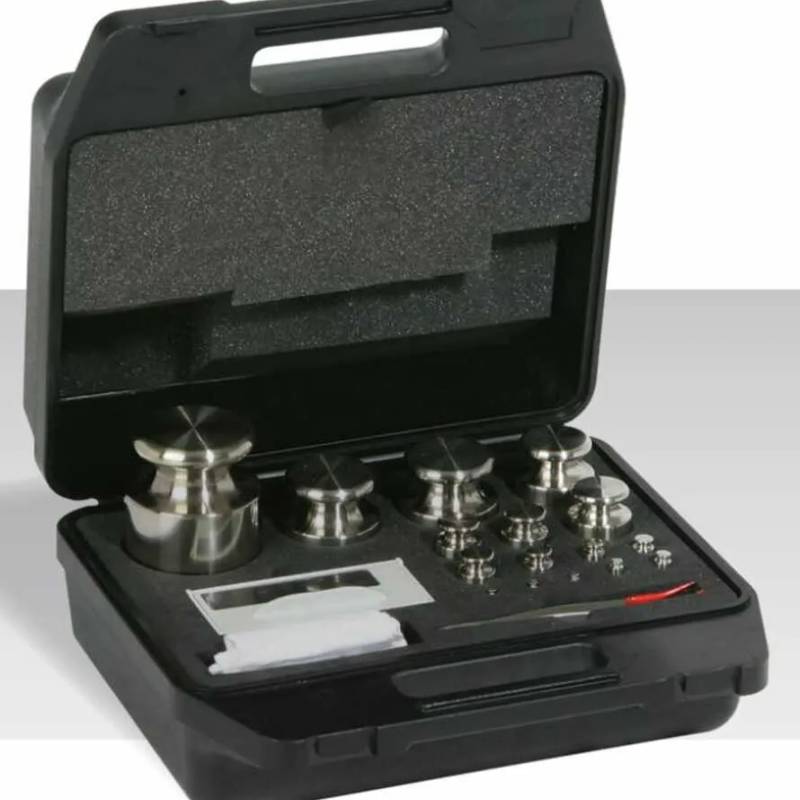 Série de 27 poids inox 1 mg à 2 kg, classe F2, valise plastique
